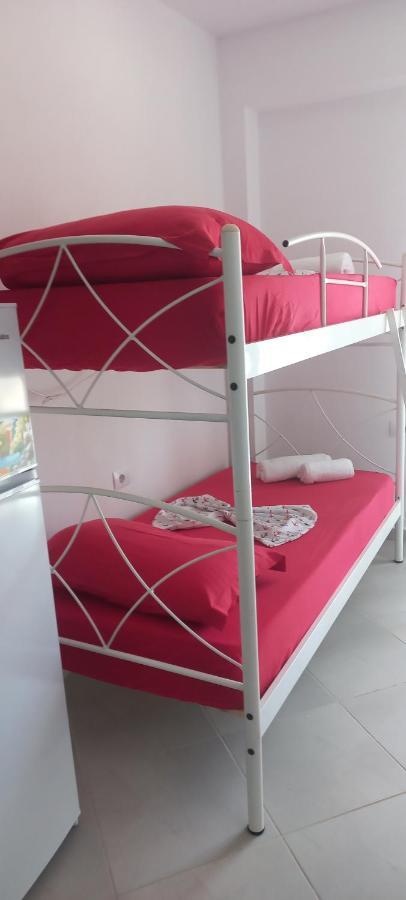 Arjan Dyli Guesthouse Ксамил Номер фото